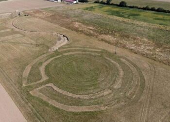 107-meter circles found in Austria baffle archaeologists—they are 2,000 years older than Stonehenge 11 107-meter circles found in Austria baffle archaeologists—they are 2,000 years older than Stonehenge