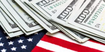 Democratic senators are pushing for a $200 per month increase in Social Security