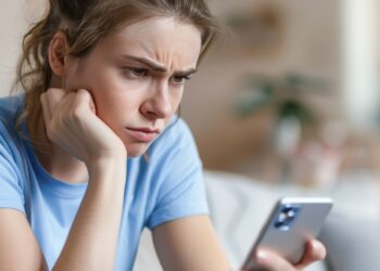 Writing a simple “OK” after a while chatting on whassap indicates that you meet these patterns