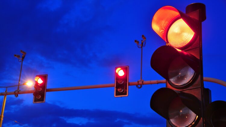 California passes a new law to end deaths caused by running red lights