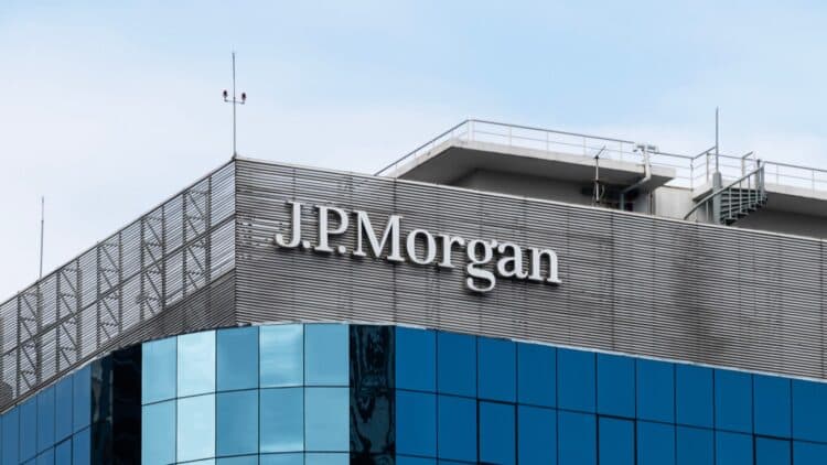 IRS checks could shake up U.S. economy, JPMorgan says