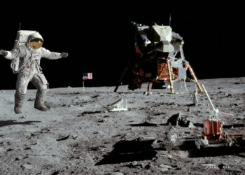 Confirmed—The U.S. and China are competing for a rare lunar resource that could fuel fusion reactors and change the course of human history 13 The U.S. and China are competing for a rare lunar resources