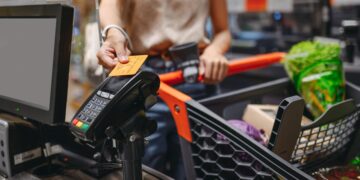 Alert in supermarkets—a new method for cloning cards using devices hidden in card readers