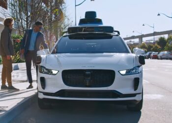 Confirmed by Waymo: Driverless robotaxis are preparing to hit the roads