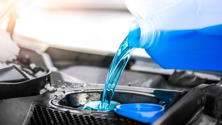 Windshield washer fluid takes social media by storm as the cleaning trick of the year