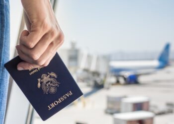 The United States prevents the automatic renewal of passports of those who did not complete this process on time