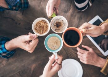 The FDA reaffirms the 400 mg daily caffeine limit in the United States