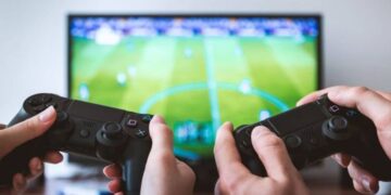 It's official—a study by KU Leuven reveals that televisions, game consoles, and e-readers use browsers with security flaws that are years old