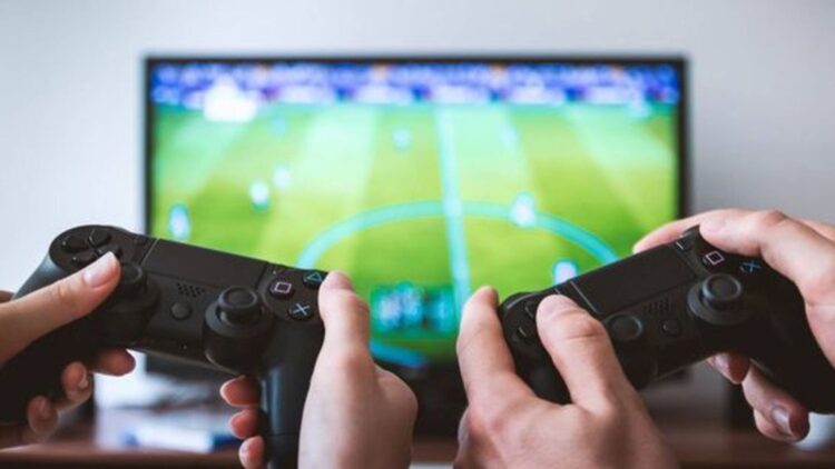 It's official—a study by KU Leuven reveals that televisions, game consoles, and e-readers use browsers with security flaws that are years old