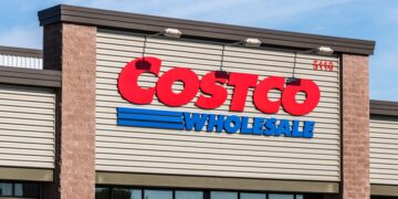 It's official—Costco confirms the complete closure of its stores in the United States on Christmas Day and notifies its customers