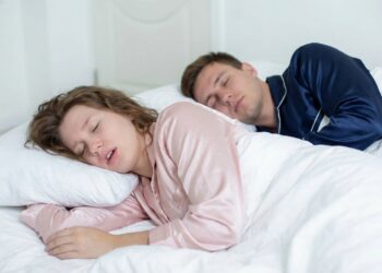 Little sleep during the week vs. “catching up” on the weekend