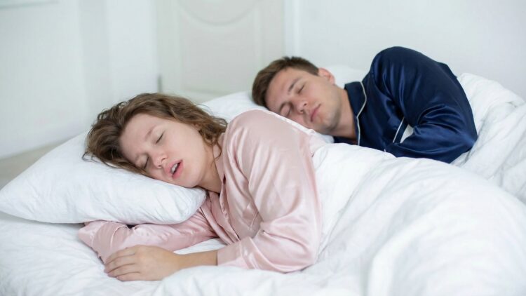 Goodbye to sleeping little during the week and “catching up” on the weekend—sleep experts and the World Health Organization issue a clear warning 1 Little sleep during the week vs. “catching up” on the weekend