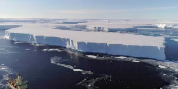 Confirmed—the “Doomsday Glacier” is breaking apart from within