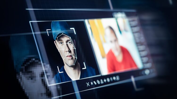 The new USCIS rule on photos in immigration procedures