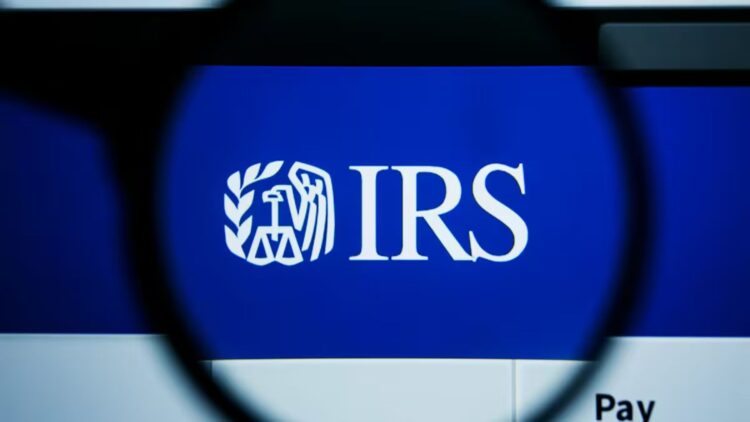 Confirmed by the IRS—this payment method allows you to receive your refund in less than 21 days and send it to multiple accounts