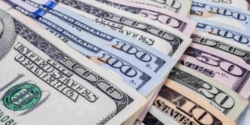 It's official—Missouri raises minimum wage to $15 in 2026, impacting retail, restaurant, and construction workers