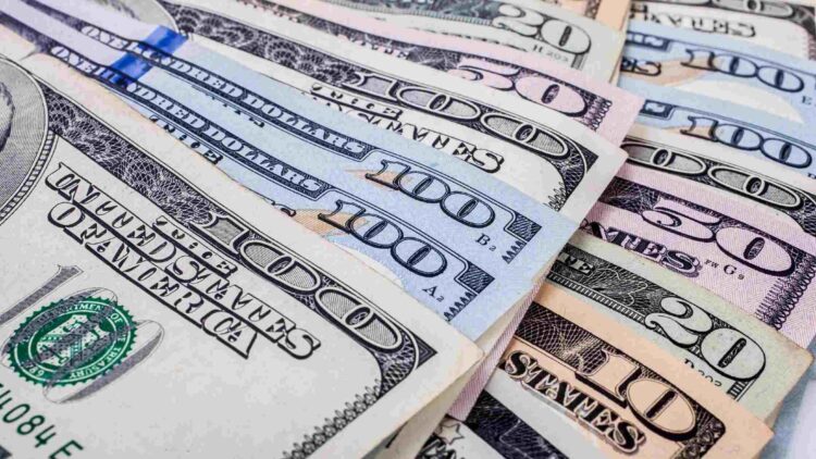 It's official—Missouri raises minimum wage to $15 in 2026, impacting retail, restaurant, and construction workers