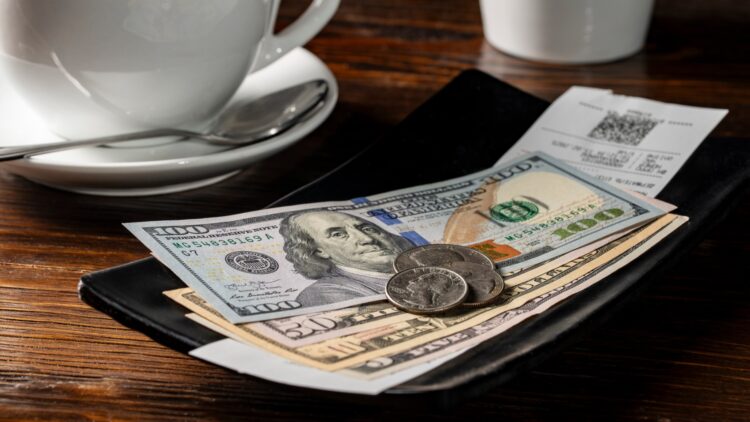 Confirmed—Massachusetts will implement a state-regulated minimum tip and change what you pay when dining out 1 Massachusetts will implement a state-regulated minimum tip