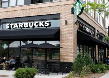 Confirmed—Starbucks will close 42 branches in New York and more than 300 in other cities