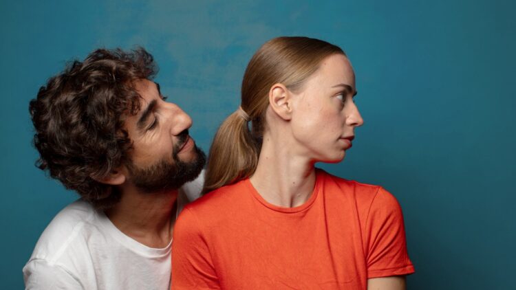 These four attitudes predict divorce, according to the Gottman method