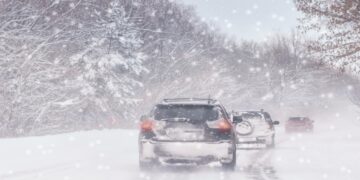 It's official—Minnesota requires headlights to be on in bad weather and fines drivers who don't comply