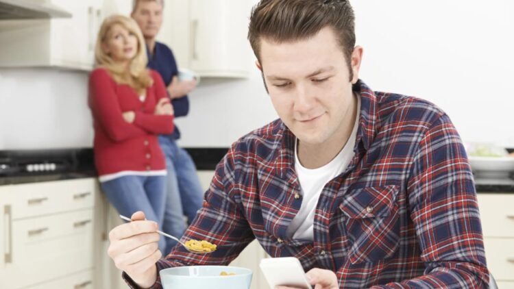 No vacations or peaceful retirement—a mother in Sherman Oaks spends $5,000 a month on her adult daughter and delays retirement 1 No vacations or peaceful retirement—a mother in Sherman Oaks spends $5,000 a month on her adult daughter and delays retirement