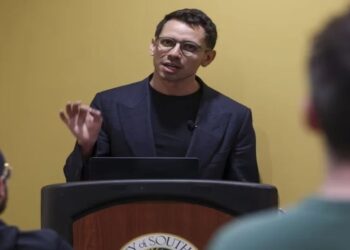 James Fishback wants to mandate school uniforms statewide, and the proposal is already igniting backlash among Florida parents