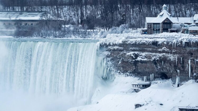 It's official—cold temperatures in Ontario transform Niagara Falls into an almost solid winter wonderland 1 In Niagara Falls, extreme winter weather turns ice into a spectacle