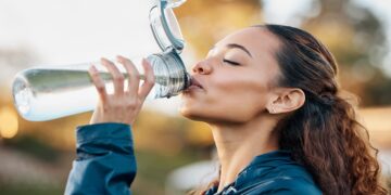 Confirmed by digestive health specialists—poor hydration affects the stomach more than you might imagine