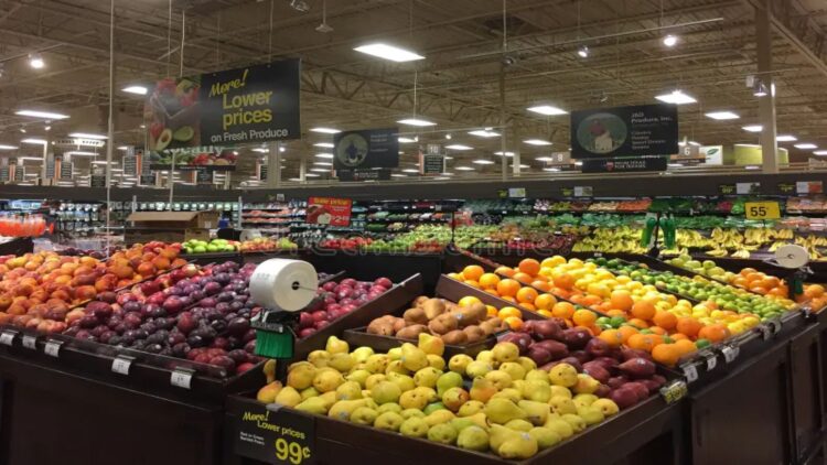 It's official—Kroger offers 20% off fruits and vegetables to SNAP recipients and other public program beneficiaries 1 It's official—Kroger offers 20% off fruits and vegetables to SNAP recipients and other public program beneficiaries