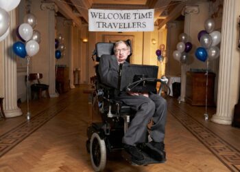 Stephen Hawking organized a party for time travelers in Cambridge… and no one showed up