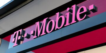 This will be T-Mobile's new strategy with longer payment plans and a single app