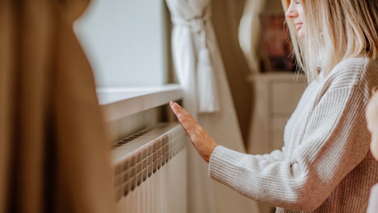 These home tricks seal your house and stop the cold in minutes