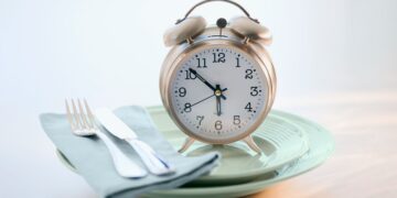 For years, dinner time seemed irrelevant, until Diana Díaz Rizzolo, MD, pointed out a time of day that begins to take its toll on the metabolism