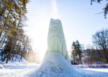 It's official—the National Weather Service confirms an unusual ice volcano in the United States, impacting millions under the winter storm 3 It's official—the National Weather Service confirms an unusual ice volcano in the United States, impacting millions under the winter storm