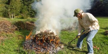 Goodbye to impromptu bonfires in Illinois gardens—new legal framework tightens regulations—and fines already worrying thousands of residents