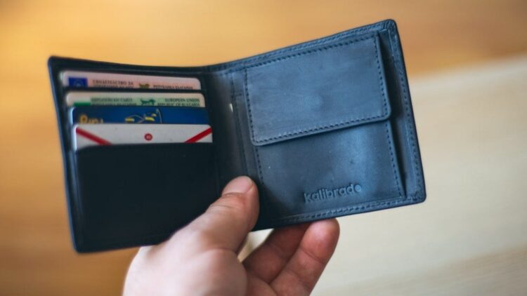 Confirmed—Feng shui experts explain why wrapping a $1 bill in aluminum foil is beneficial, and the practice goes viral