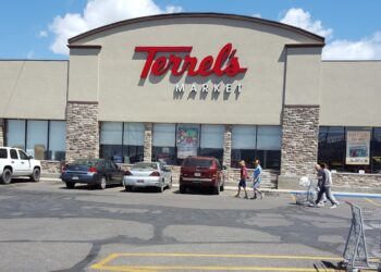 It's official—Terrel's Markets confirms the sale and total closure of its stores, and the impact can be felt in prices and jobs