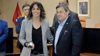 Galería de fotos de la festividad de Santa Rita en la Diputación 7 Entrega de insignias de oro, plata y bronce a los funcionarios de la Diputación con motivo de Santa Rita