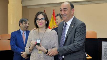 Galería de fotos de la festividad de Santa Rita en la Diputación 8 Entrega de insignias de oro, plata y bronce a los funcionarios de la Diputación con motivo de Santa Rita