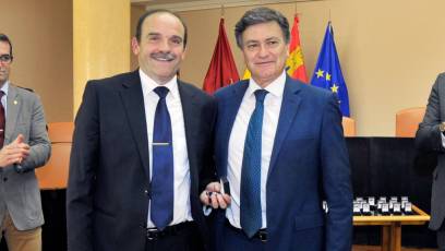 Galería de fotos de la festividad de Santa Rita en la Diputación 15 Entrega de insignias de oro, plata y bronce a los funcionarios de la Diputación con motivo de Santa Rita