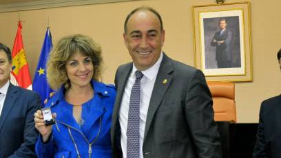 Galería de fotos de la festividad de Santa Rita en la Diputación 16 Entrega de insignias de oro, plata y bronce a los funcionarios de la Diputación con motivo de Santa Rita