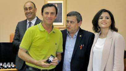 Galería de fotos de la festividad de Santa Rita en la Diputación 20 Entrega de insignias de oro, plata y bronce a los funcionarios de la Diputación con motivo de Santa Rita