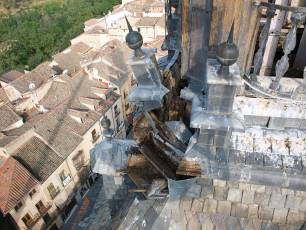 Obras en el chapitel de la torre de la iglesia de San Martin 10 Obras en el chapitel de la iglesia de San Martin