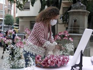 Galería fotográfica del homenaje a las víctimas de la COVID-19 del barrio de Santa Eulalia 23 El barrio de Santa Eulalia homenajea a las víctimas de la Covid-19