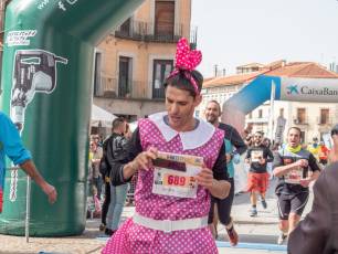 Disfrutar de Segovia sufriendo: más fotografías de la media maratón 15 Media Maratón de Segovia. / NEREA LLORENTE