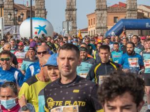 Disfrutar de Segovia sufriendo: más fotografías de la media maratón 28 Media Maratón de Segovia. / NEREA LLORENTE