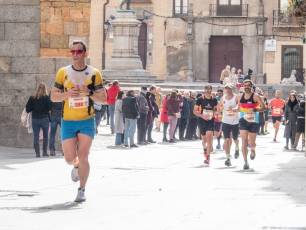 Disfrutar de Segovia sufriendo: más fotografías de la media maratón 43 Media Maratón de Segovia. / NEREA LLORENTE