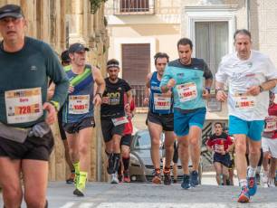 Disfrutar de Segovia sufriendo: más fotografías de la media maratón 54 Media Maratón de Segovia. / NEREA LLORENTE