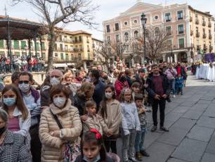 Galería | Palmas y ramos al paso de 'La Borriquilla' 13 Domingo de Ramos. / NEREA LLORENTE